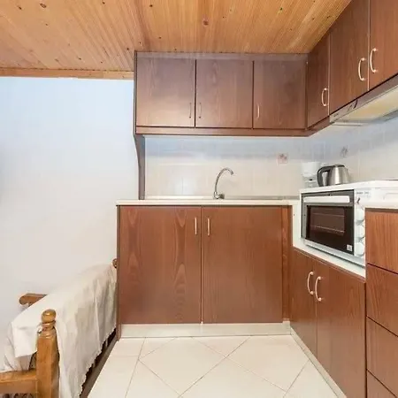 Julie's Hermes House