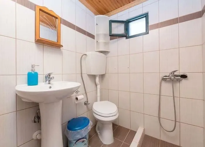 Julie's Hermes House * Skála Kallirákhis