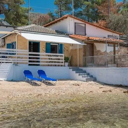 Semesterbostad Julie's Hermes House