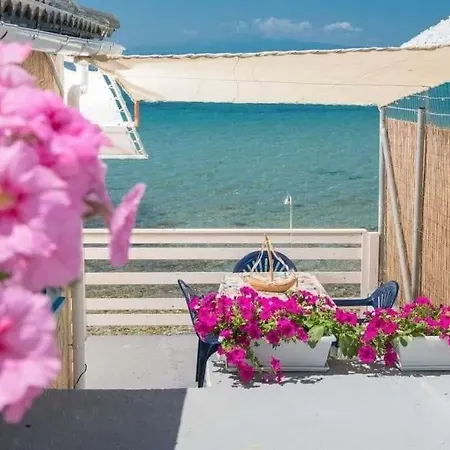 Julie's Hermes House *