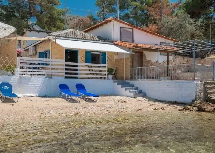 בית נופש Julie's Hermes House