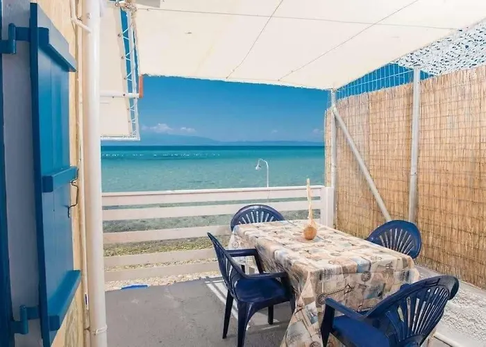 Julie's Hermes House בית נופש Skála Kallirákhis