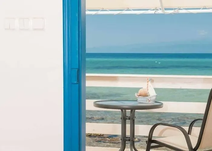 Julie's Hermes House בית נופש *